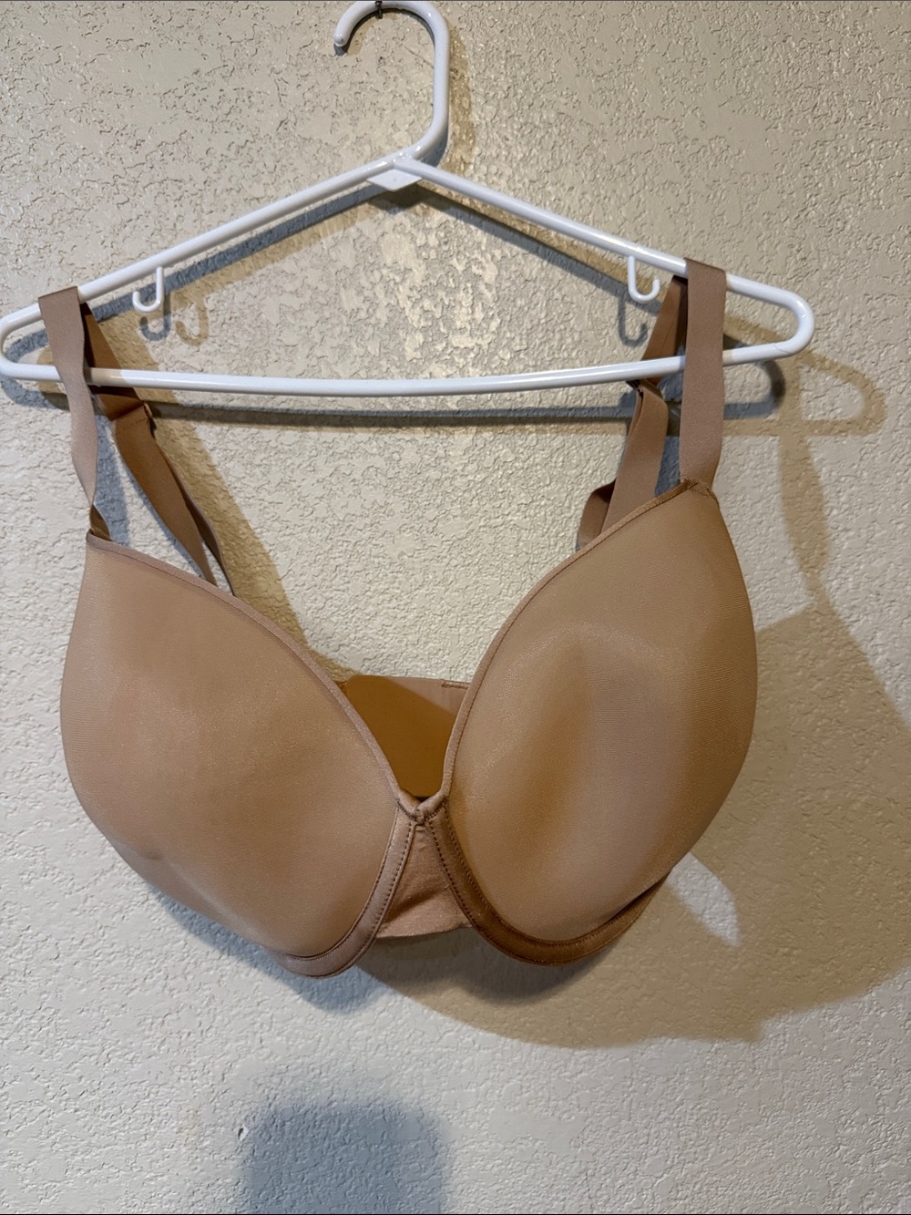 SKIMS Smooth Nude T-Shirt Bra - Tan